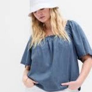 GAP Women's Chambray Western Short Sleeved Smocked Blouse Size S Coquette Preppy